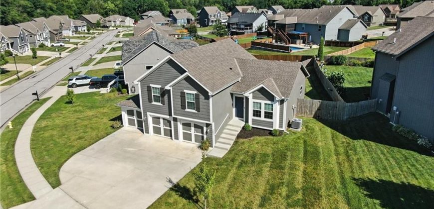 Homes for Sale in Kearney, MO 64060 | 1043 E 14th Street