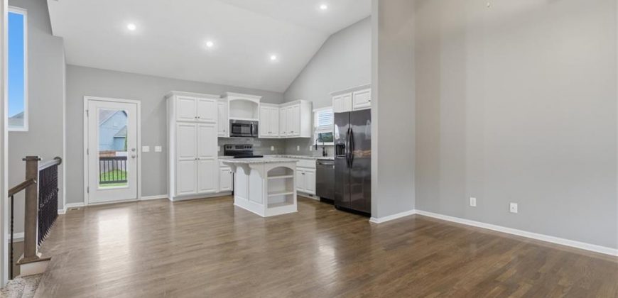 Homes for Sale in Kearney, MO 64060 | 1043 E 14th Street