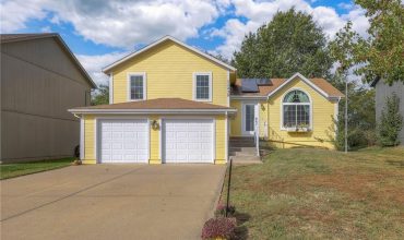Homes for Sale in Kansas City, MO 64155 | 11228 N Central Street