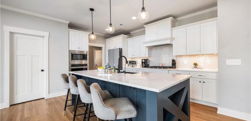 Homes for Sale in Kansas City, MO 64155 | 10748 N Hickory Court