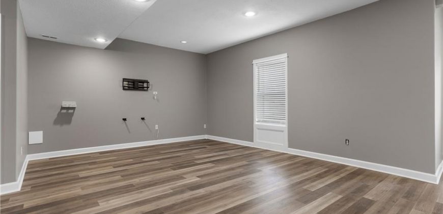 Homes for Sale in Kansas City, MO 64156 | 10409 N Lister Court