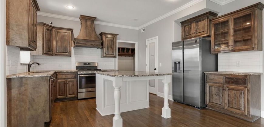 Homes for Sale in Kansas City, MO 64156 | 10409 N Lister Court