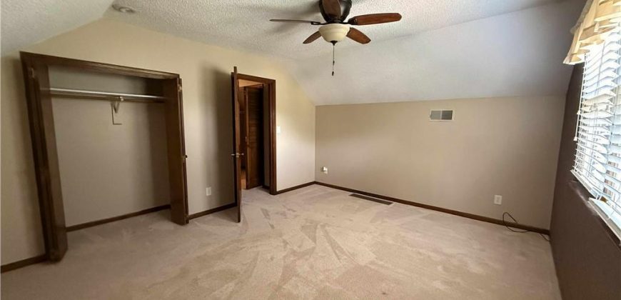 Homes for Sale in Kansas City, MO 64118 | 1305 NE 79th Street