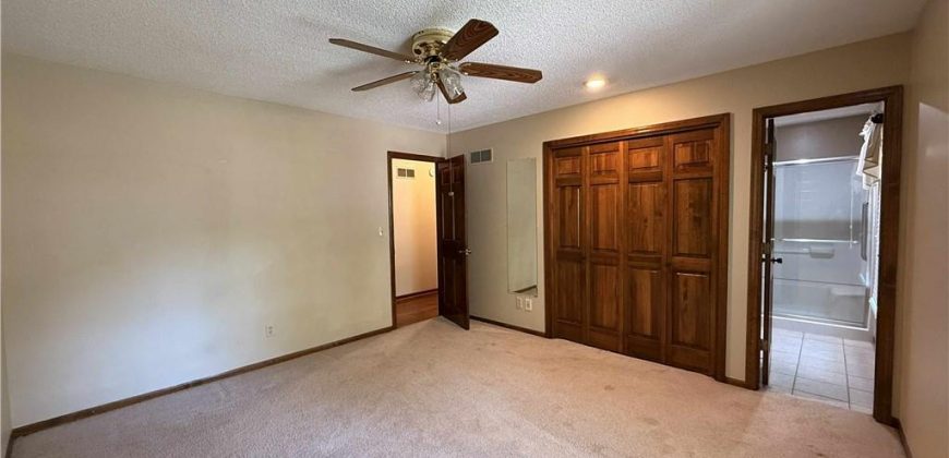 Homes for Sale in Kansas City, MO 64118 | 1305 NE 79th Street