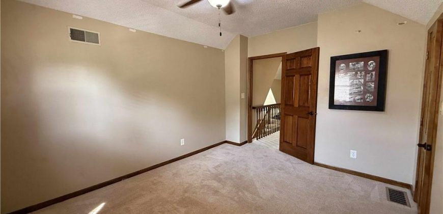 Homes for Sale in Kansas City, MO 64118 | 1305 NE 79th Street