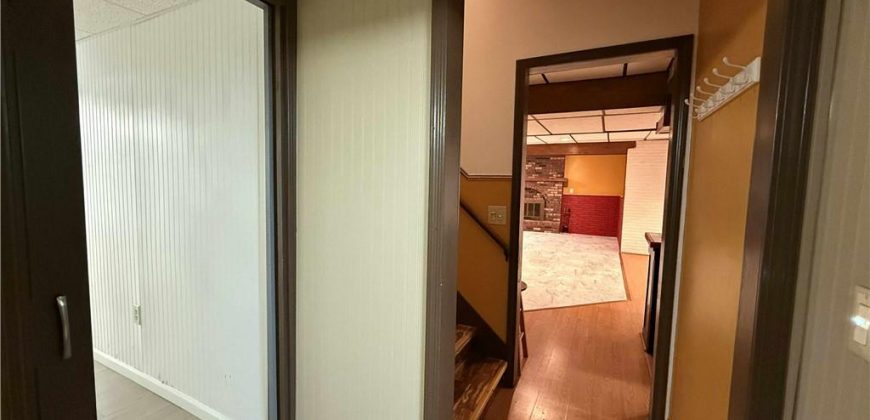 Homes for Sale in Kansas City, MO 64118 | 1305 NE 79th Street