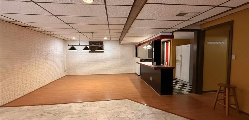 Homes for Sale in Kansas City, MO 64118 | 1305 NE 79th Street