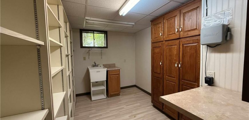 Homes for Sale in Kansas City, MO 64118 | 1305 NE 79th Street