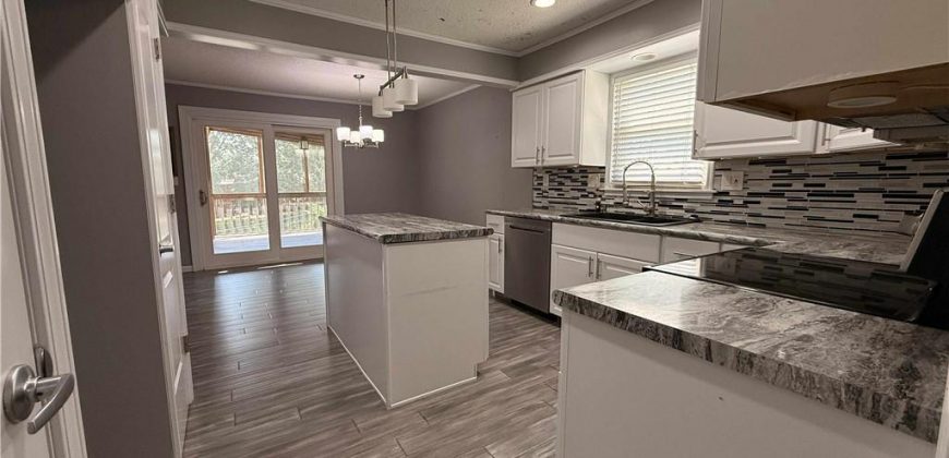 Homes for Sale in Kansas City, MO 64118 | 1305 NE 79th Street