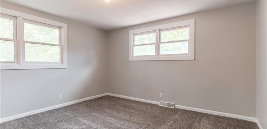 Homes for Sale in Kansas City, MO 64151 | 5018 NW Huonker Road