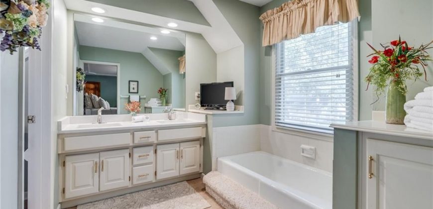 Homes for Sale in Kansas City, MO 64155 | 1507 NE 98th Street