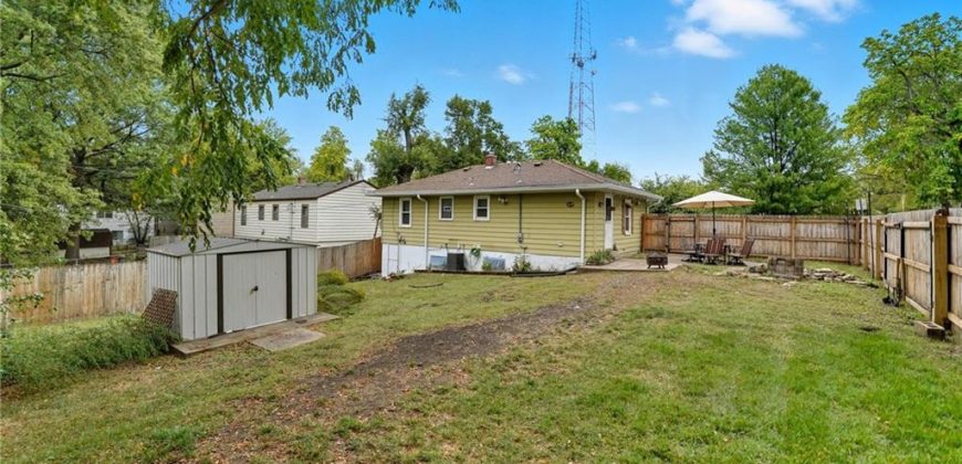 Homes for Sale in Gladstone, MO 64118 | 6800 N Troost Avenue