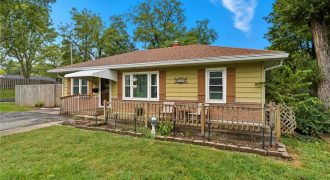 Homes for Sale in Gladstone, MO 64118 | 6800 N Troost Avenue