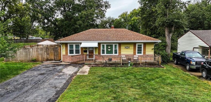 Homes for Sale in Gladstone, MO 64118 | 6800 N Troost Avenue