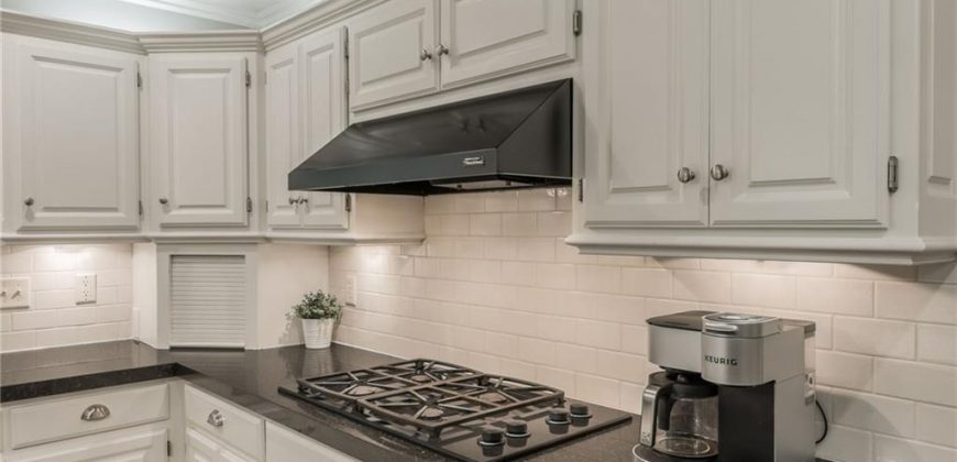 Homes for Sale in Kansas City, MO 64116 | 4319 N Hickory Lane