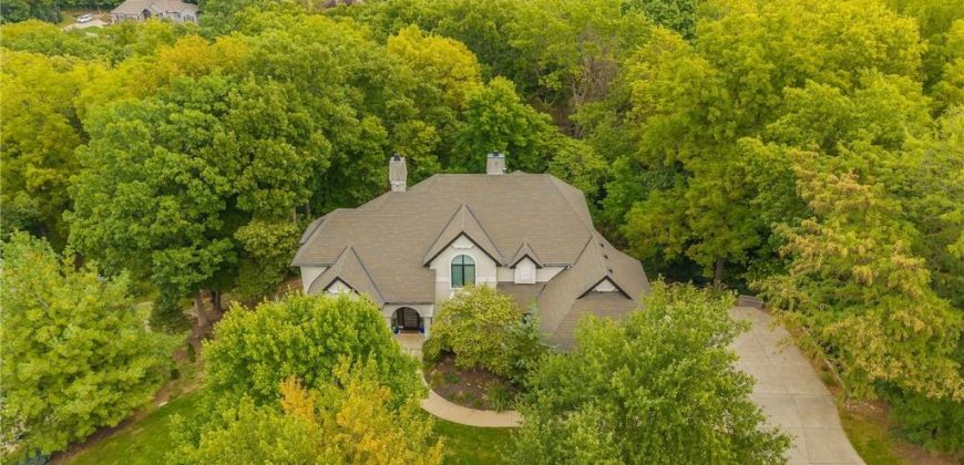 Homes for Sale in Kansas City, MO 64116 | 4319 N Hickory Lane