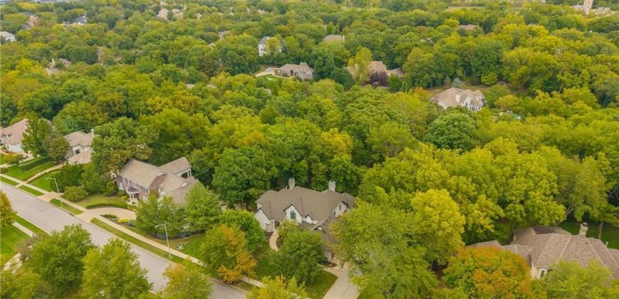 Homes for Sale in Kansas City, MO 64116 | 4319 N Hickory Lane