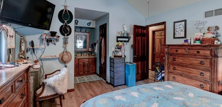 Homes for Sale in Kearney, MO 64060 | 17220  River Drive