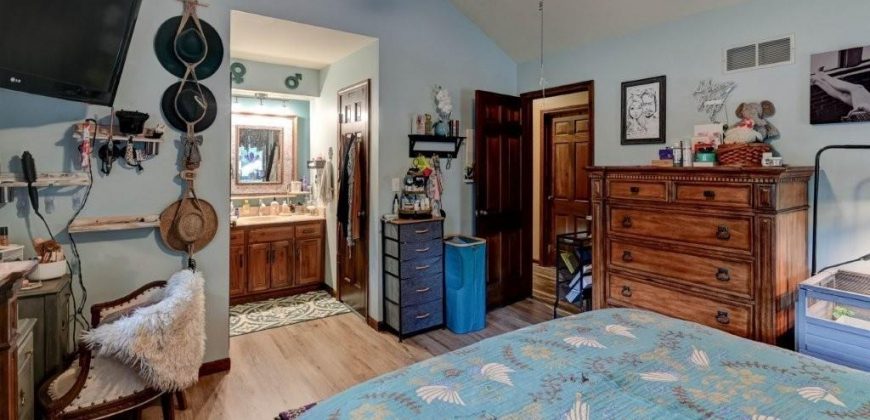 Homes for Sale in Kearney, MO 64060 | 17220  River Drive