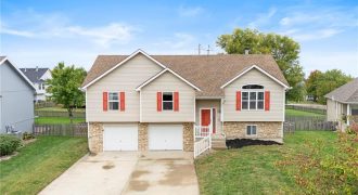 Homes for Sale in Kansas City, MO 64157 | 7808 NE 109th Circle