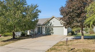 Homes for Sale in Pleasant Valley, MO 64068 | 8014 S Church Road