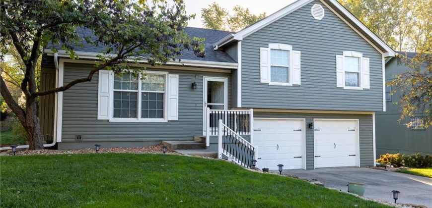 Homes for Sale in Kansas City, MO 64152 | 6525 NW Hidden Valley Road Homes for Sale in Kansas City, MO 64152 | 6525 NW Hidden Valley Road