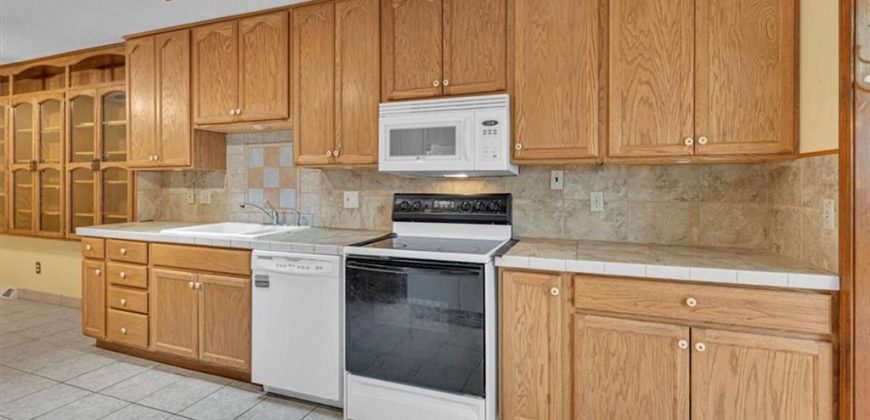 Homes for Sale in Kearney, MO 64060 | 16211  Kountryridge Drive Homes for Sale in Kearney, MO 64060 | 16211  Kountryridge Drive