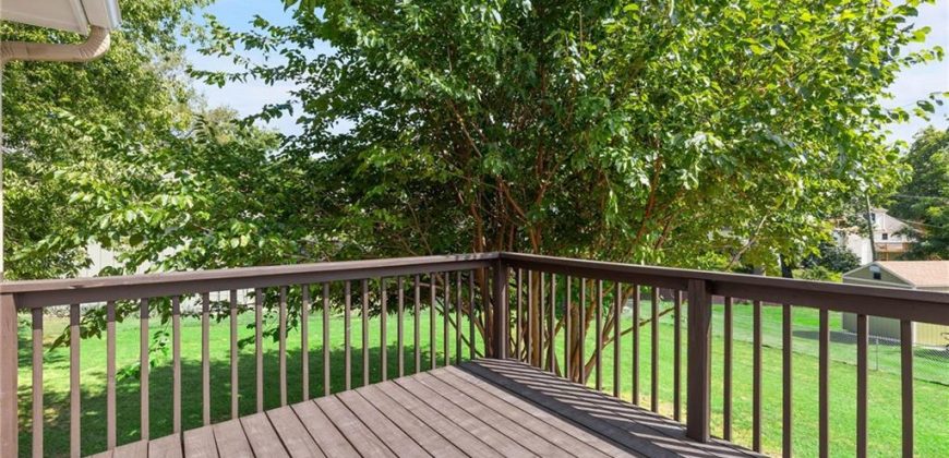 Homes for Sale in Kansas City, MO 64151 | 5521 N Mayview Avenue Homes for Sale in Kansas City, MO 64151 | 5521 N Mayview Avenue