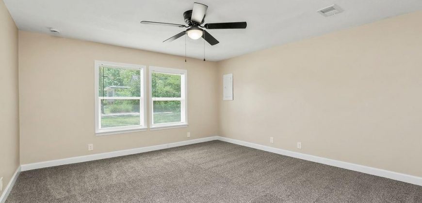 Homes for Sale in Kansas City, MO 64151 | 2308 NW 53rd Terrace