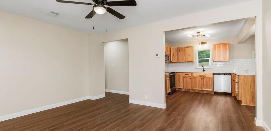 Homes for Sale in Kansas City, MO 64151 | 2308 NW 53rd Terrace