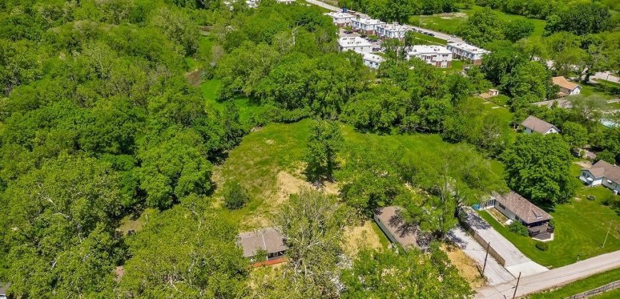 Homes for Sale in Kansas City, MO 64151 | 2308 NW 53rd Terrace