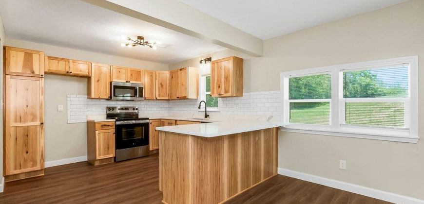 Homes for Sale in Kansas City, MO 64151 | 2308 NW 53rd Terrace