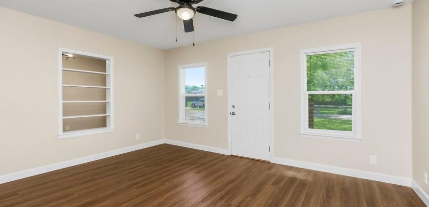 Homes for Sale in Kansas City, MO 64151 | 2308 NW 53rd Terrace