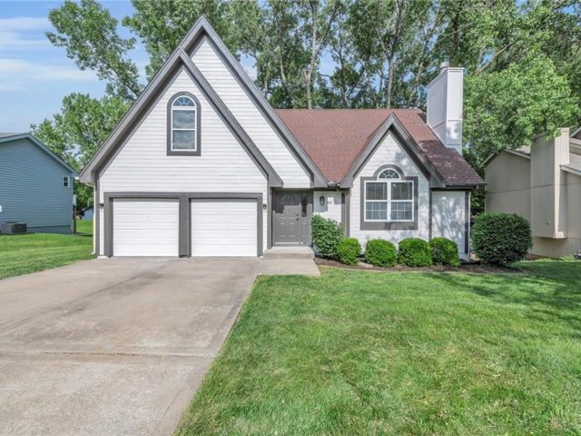 Homes for Sale in Kansas City, MO 64153 | 8711 N McDonald Avenue