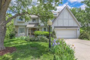 5321-NE-67th-Court-mls-2551294-image-1