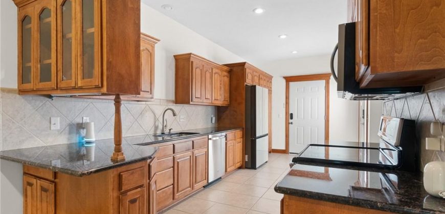 Homes for Sale in Kansas City, MO 64154 | 9755 N Lucerne Avenue