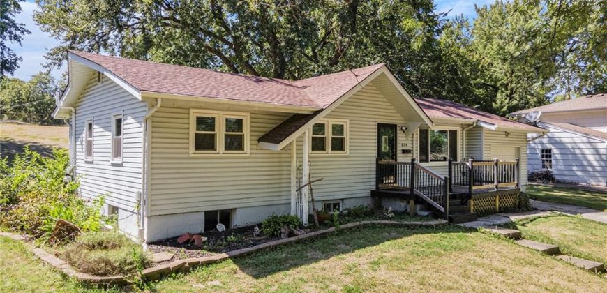 Homes for Sale in Gladstone, MO 64118 | 6314 N Wabash Avenue