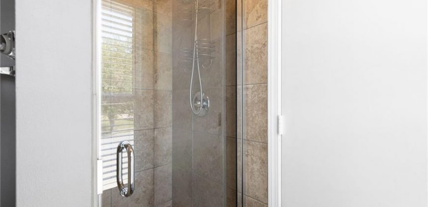 Homes for Sale in Kansas City, MO 64151 | 5521 N Mayview Avenue