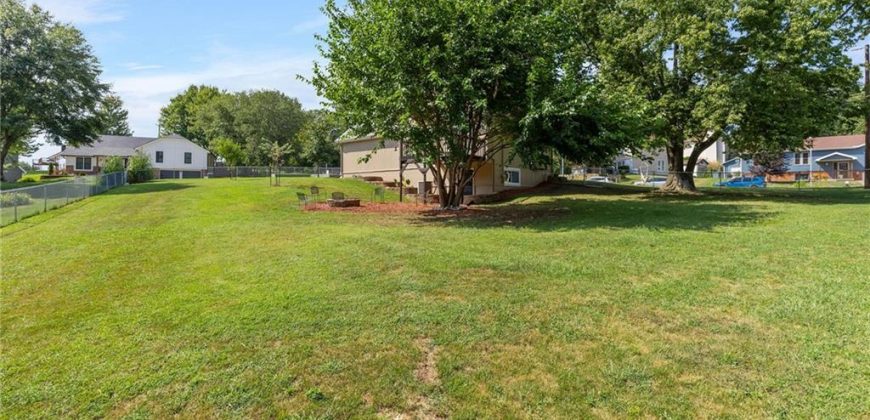 Homes for Sale in Kansas City, MO 64151 | 5521 N Mayview Avenue