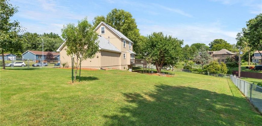 Homes for Sale in Kansas City, MO 64151 | 5521 N Mayview Avenue
