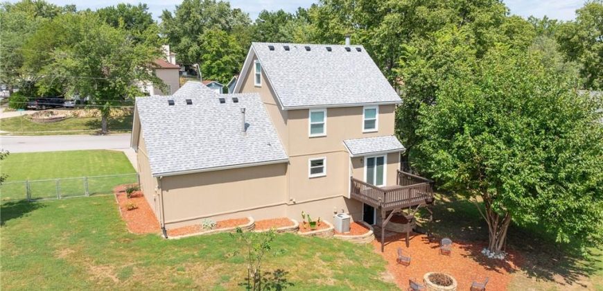 Homes for Sale in Kansas City, MO 64151 | 5521 N Mayview Avenue