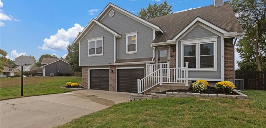 Homes for Sale in Smithville, MO 64089 | 306  Porter Drive