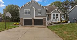 Homes for Sale in Smithville, MO 64089 | 306  Porter Drive