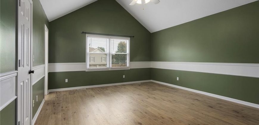 Homes for Sale in Smithville, MO 64089 | 306  Porter Drive