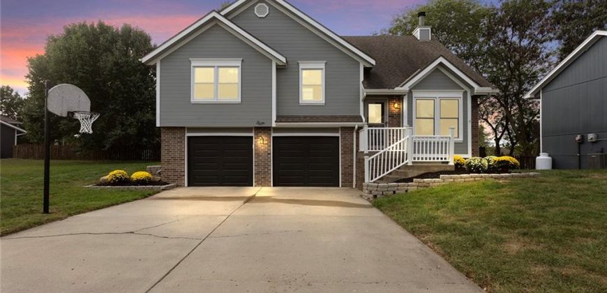 Homes for Sale in Smithville, MO 64089 | 306  Porter Drive