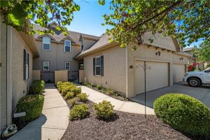 2219-NE-107th-Terrace-mls-2575183-image-1