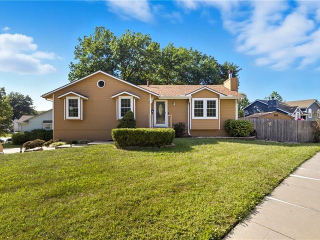 Homes for Sale in Kansas City, MO 64119 | 7634 NE 56th Street