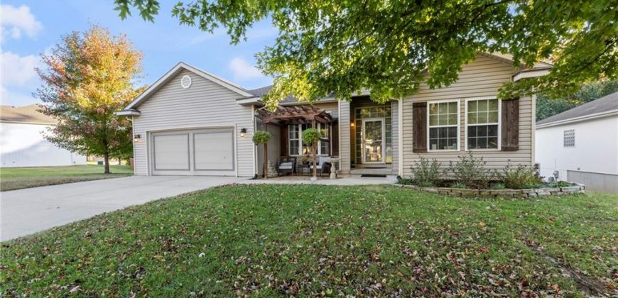 Homes for Sale in Kansas City, MO 64154 | 8627 N BELTON Avenue