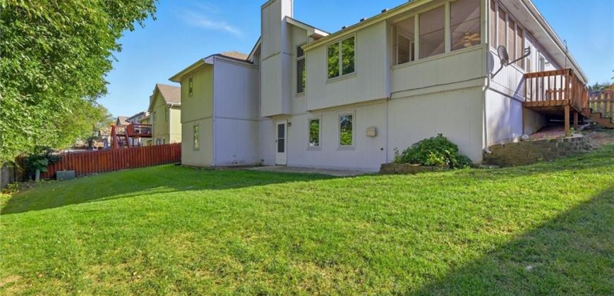 Homes for Sale in Kearney, MO 64060 | 1204  Susan Street