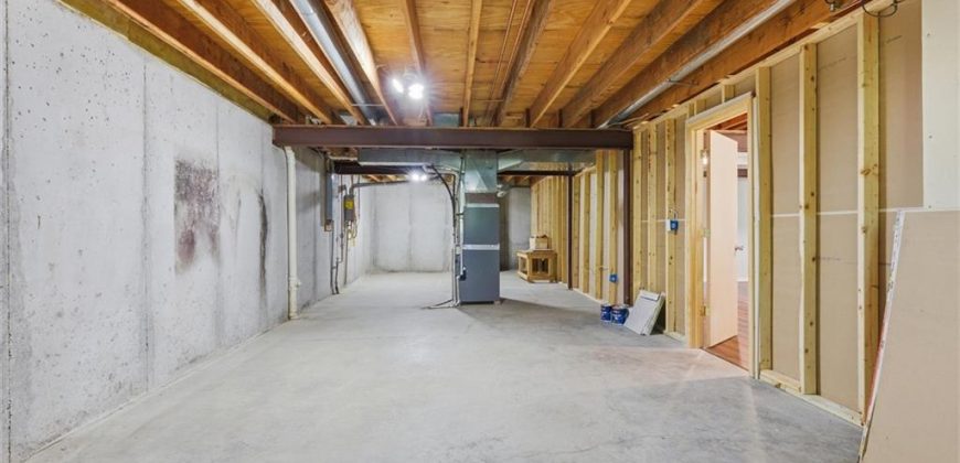 Homes for Sale in Kearney, MO 64060 | 1204  Susan Street